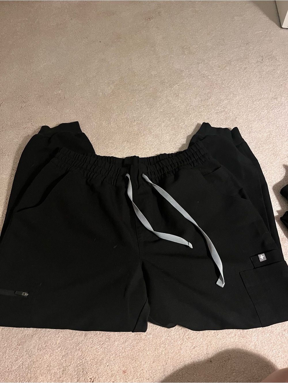 FIGS Women’s Jogger Scrub Pants